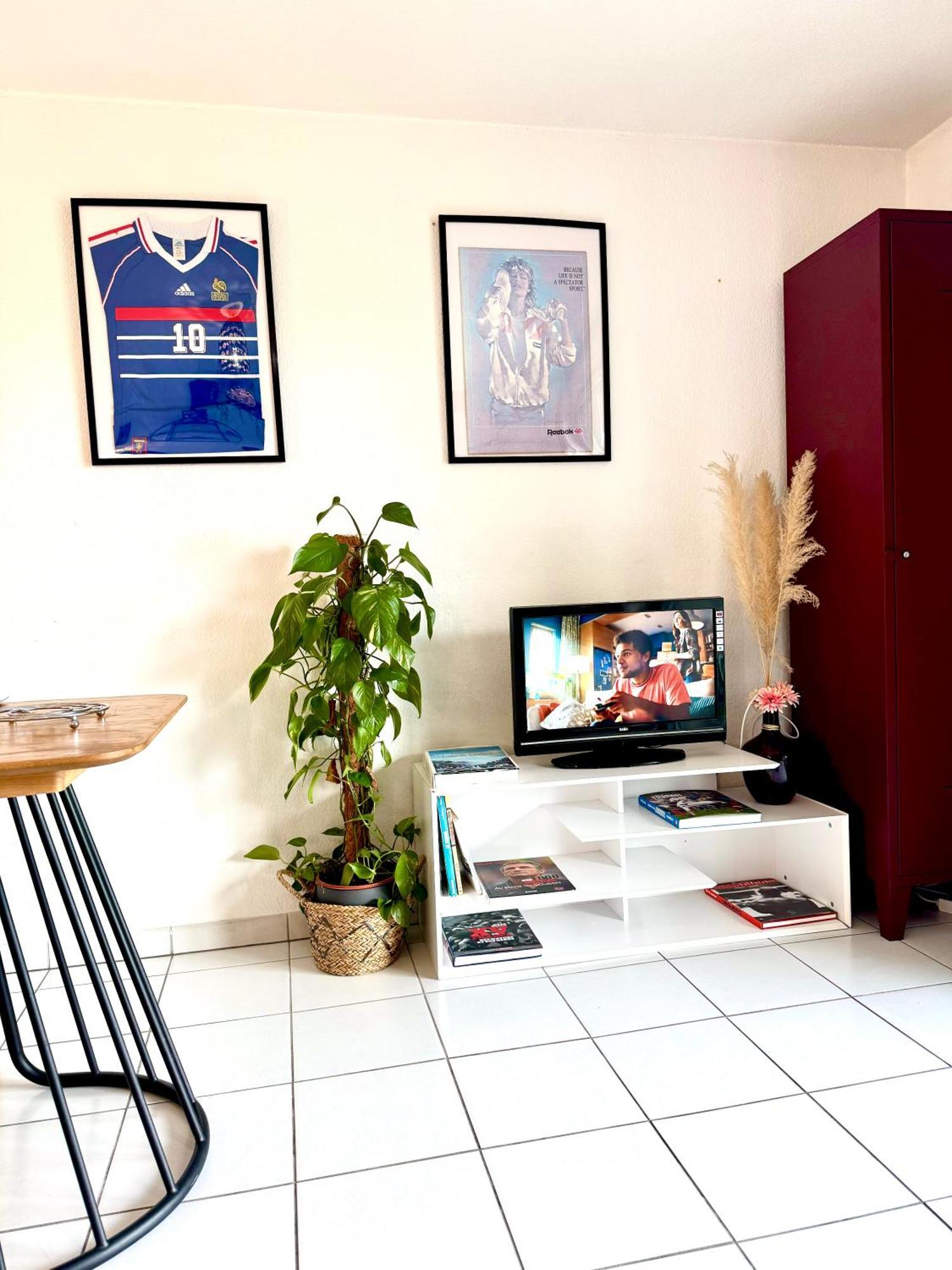 Bel Appartement T3 De 60M2 Avec Parking, Terrasse, Proche Du Metro Et Du Periph Toulouse Exterior photo
